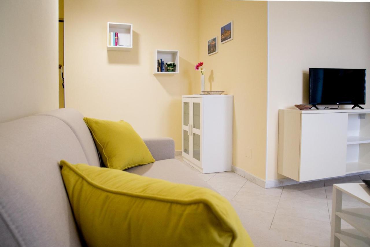 Mariarita Apartment Альгеро Екстер'єр фото